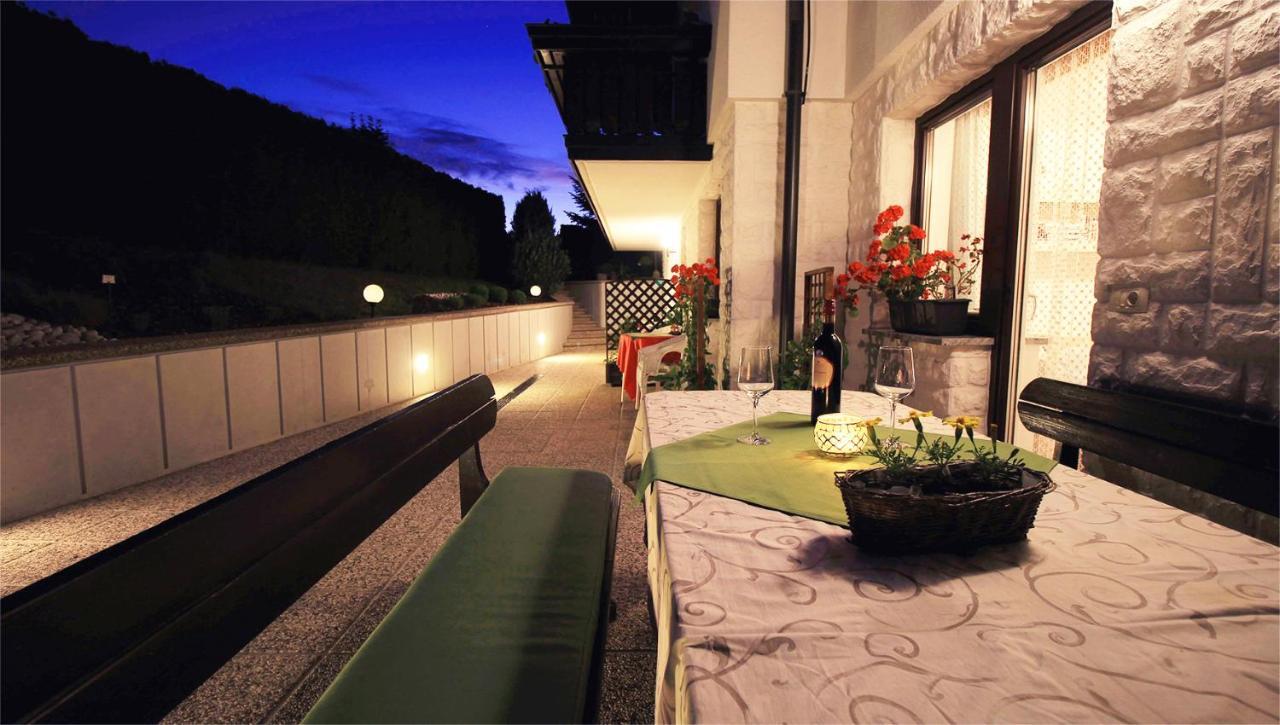 Garden Apartments Jansa ラドヴリツァ エクステリア 写真